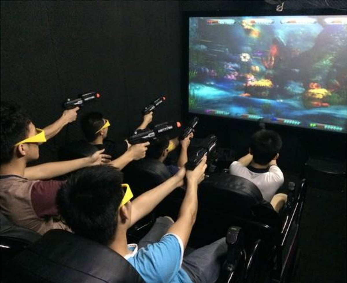 泸县校园安全7D互动游戏影院